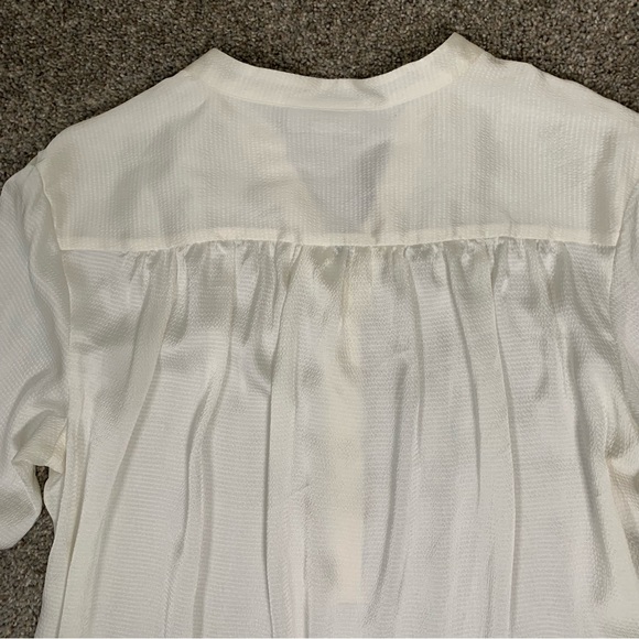 Rye Grass women’s Ivory color free flow Blouse top Size L - Picture 8 of 11